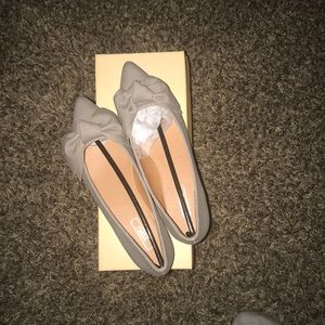 Women’s shoes